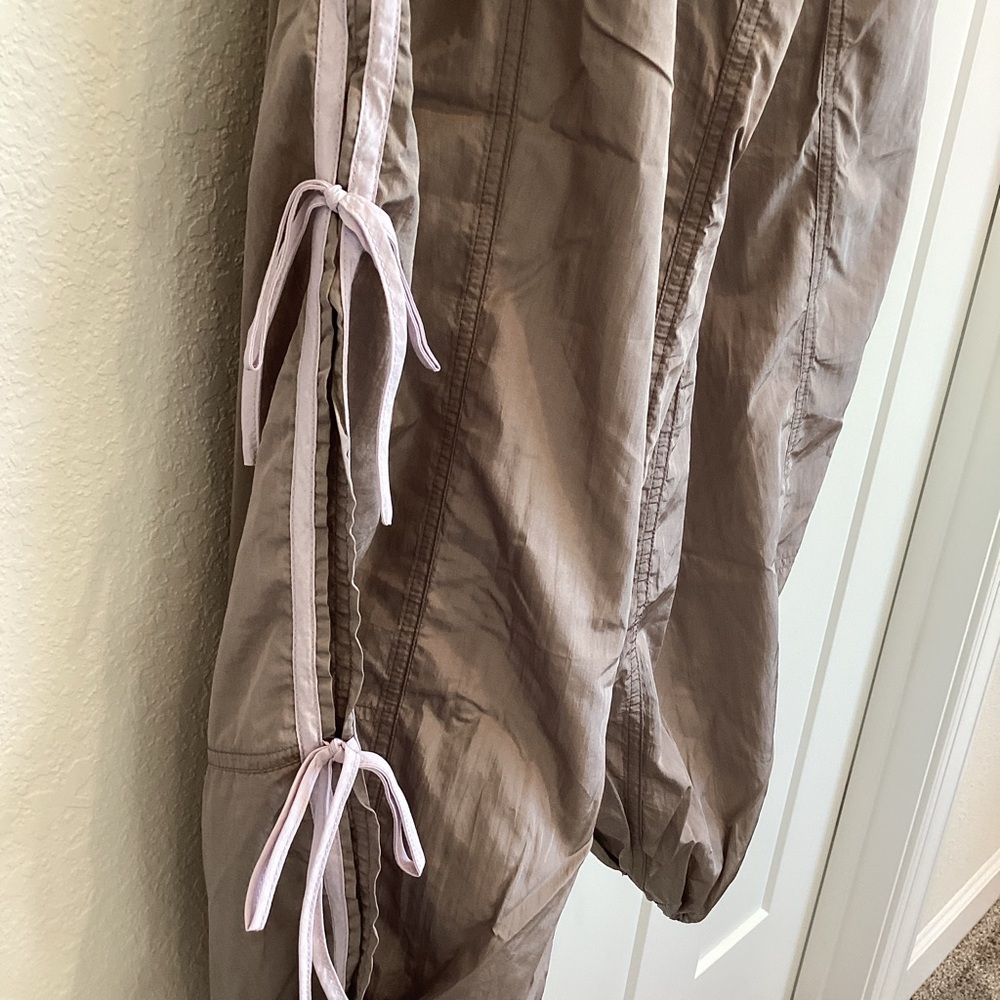 Anthropologie Daily Practice Side-Tie Elastic Waist Athletic Windbreaker Pants - Picture 6 of 14